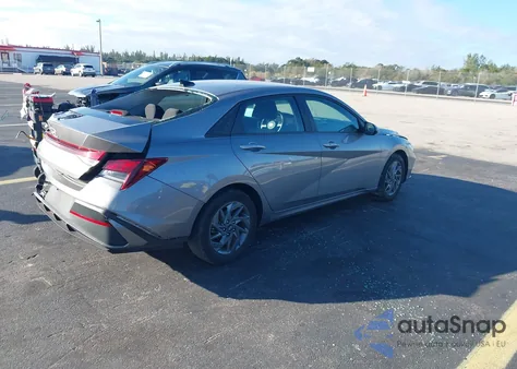 2024 Hyundai Elantra Sel from USA, damaged, VIN KMHLM4DG1RU740366
